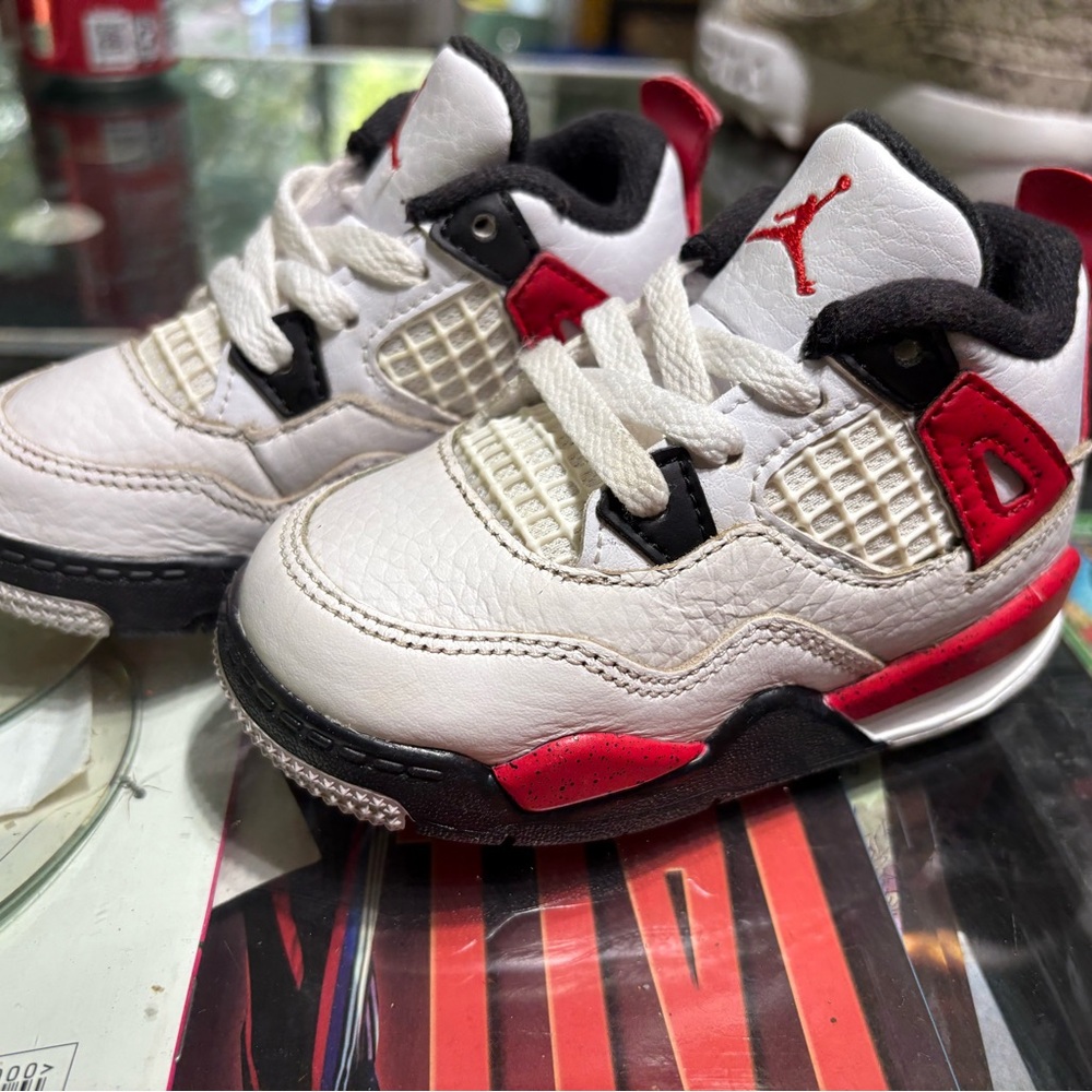 Jordan Kids Sneakers in White and Red